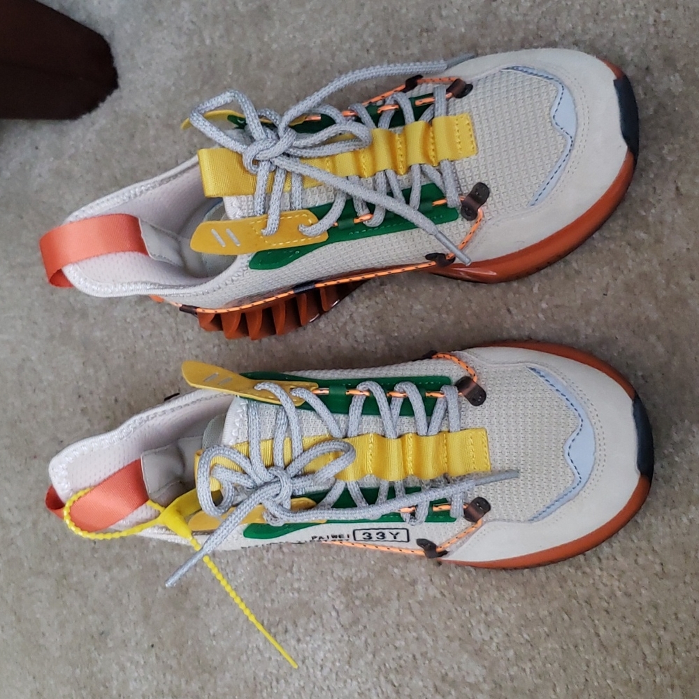 Running Shoe